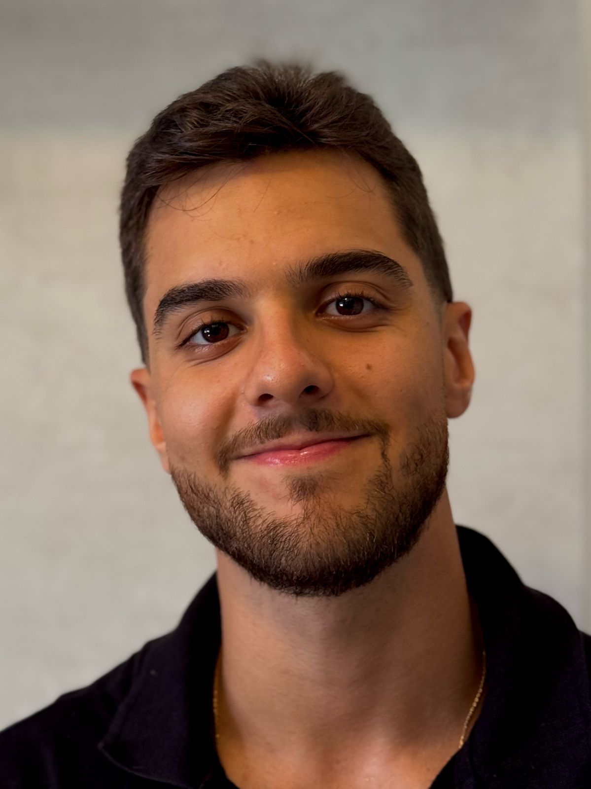 Nutricionista esportivo em ambiente de consultório